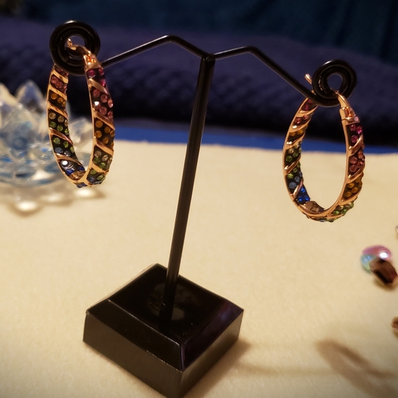 Earrings - Picture 3 of 3